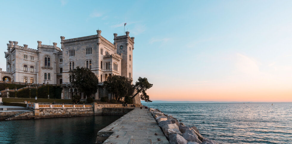 Visita | Museo Storico e Il Parco del Castello di Miramare