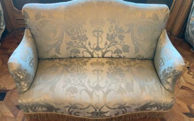Restauro conservativo divano – Sala da Letto di Carlotta