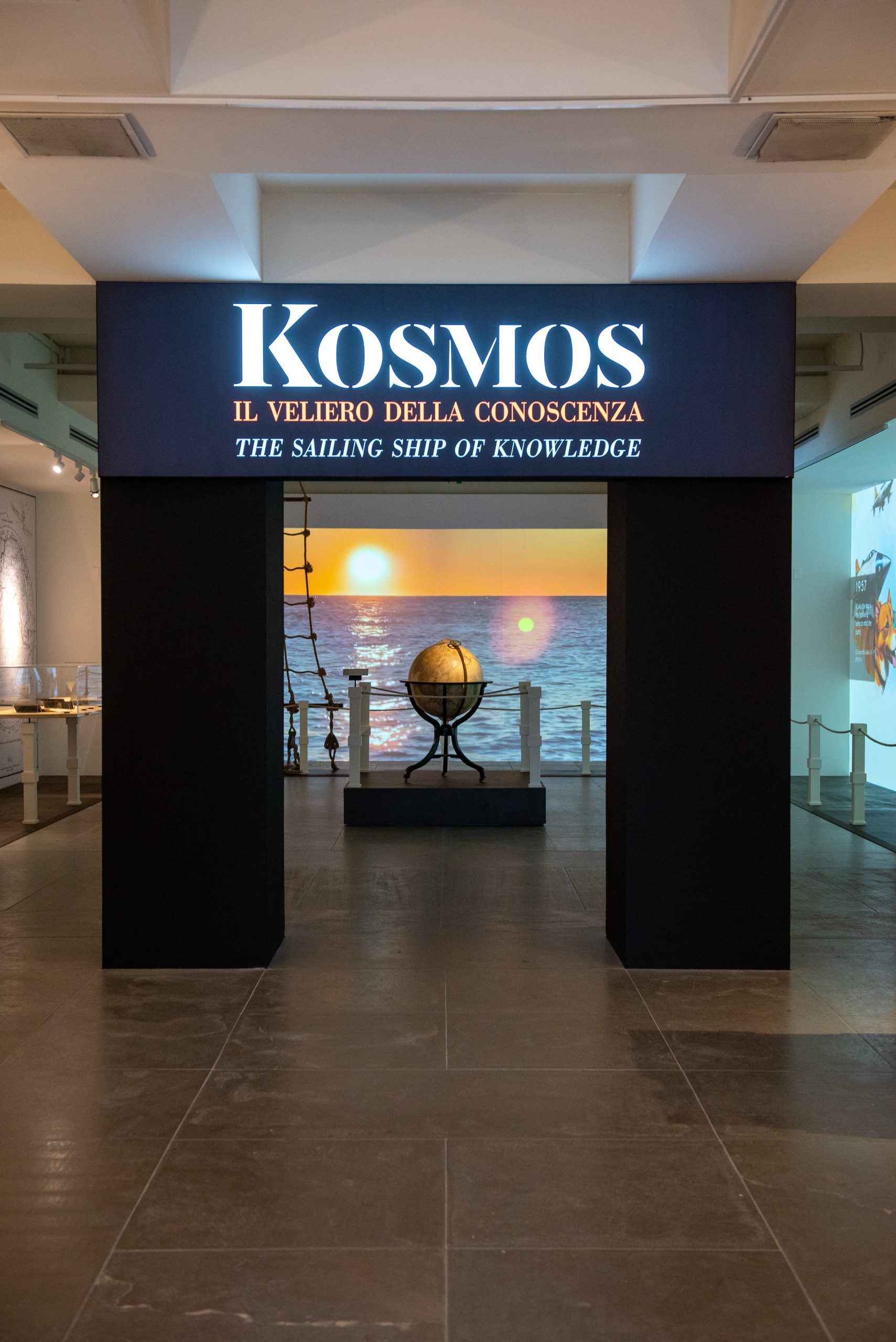 Kosmos Il Piccolo Noi - Libro O Gioco Per Bambini? (Descrizione Generica)